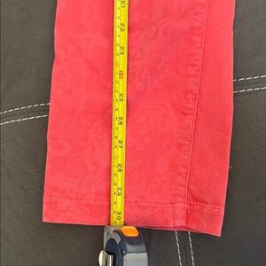 Women's Cropped Pants in Coral